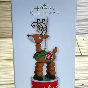 Mint 2010 Hallmark WIGGLE-WOBBLE REINDEER Ornament